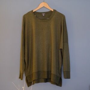 Aerie Oversized Olive Green Lightweight Knit Sweater - Large
